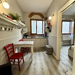 Daire Velluti Chic House