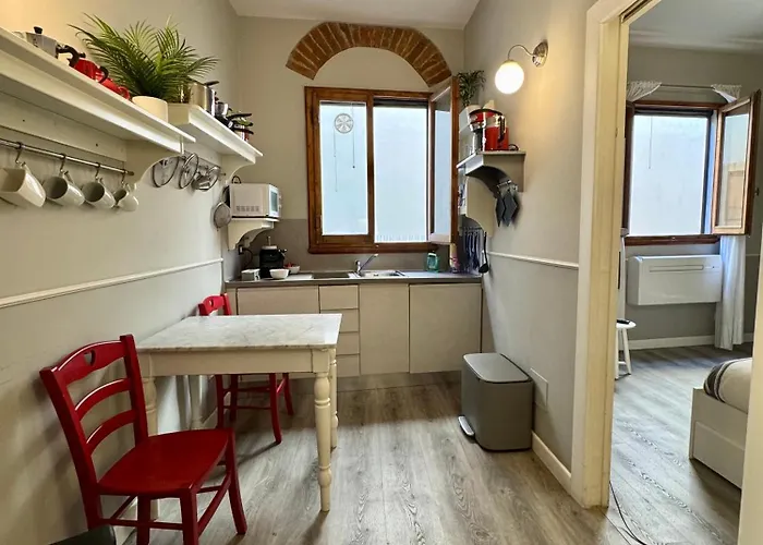 Lägenhet Velluti Chic House