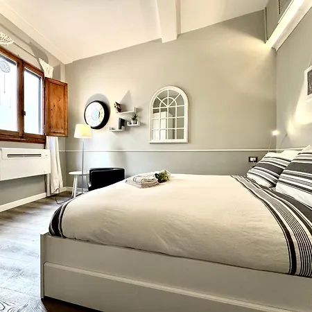 Velluti Chic House